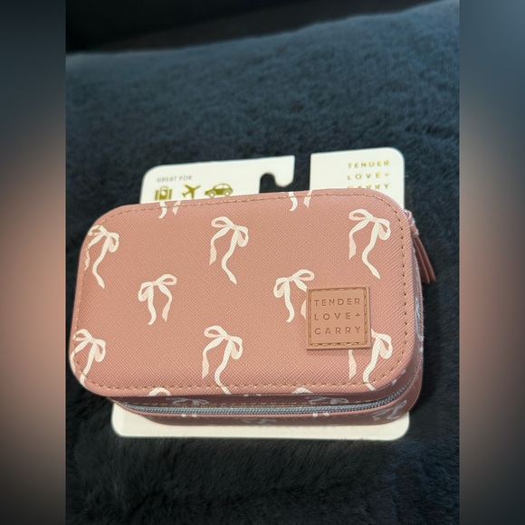 Travel Pink Jewelry Organizer with Bow Design 🎀🎀🎀 NWT - Picture 3 of 5